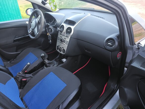 2007 Opel Corsa D, серебристый, 300000 рублей - вид 2
