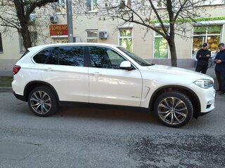 2014 BMW X5 30d III (F15), белый, 2950000 рублей, вид 1