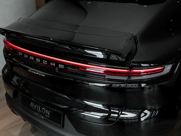 2025 Porsche Cayenne Coupé III Рестайлинг, чёрный, 16500000 рублей - вид 13