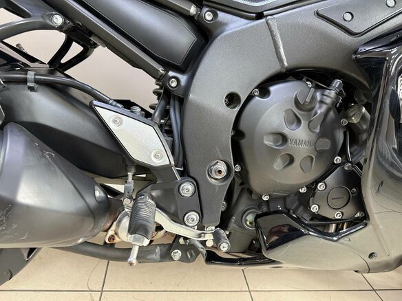 2011 Yamaha FZ1, чёрный, 690000 рублей - вид 8