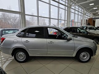 2026 Lada (ВАЗ) Granta I Рестайлинг, серебристый, 1114000 рублей, вид 5