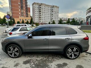 2010 Porsche Cayenne S II (958), серый, 2390000 рублей, вид 5