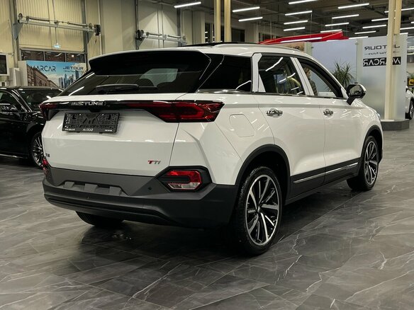 2023 FAW Bestune T77 I, белый, 2000000 рублей - вид 1