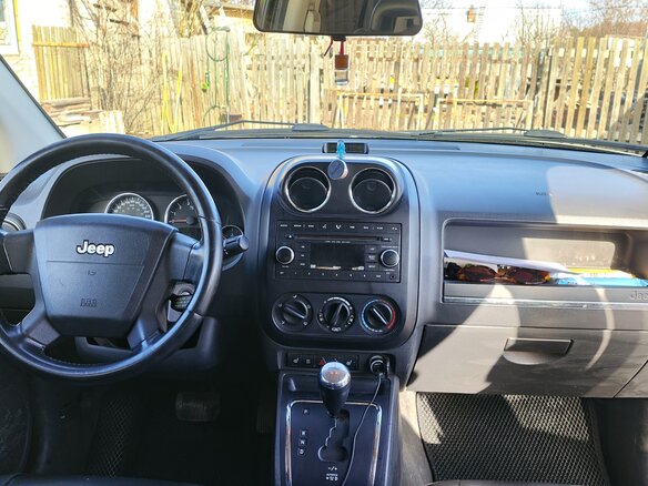 2008 Jeep Compass I, серый, 575000 рублей - вид 5