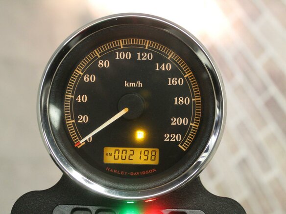 2008 Harley-Davidson Dyna Super Glide, чёрный, 812000 рублей - вид 8
