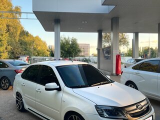 2015 Lada (ВАЗ) Granta Sport I, белый, 650000 рублей, вид 2