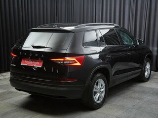 2020 Skoda Kodiaq I, чёрный, 2299000 рублей, вид 4