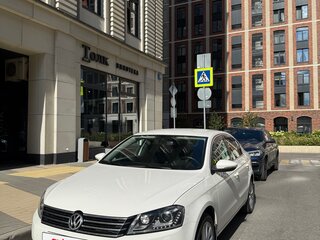 2013 Volkswagen Passat B7, белый, 1470000 рублей, вид 2