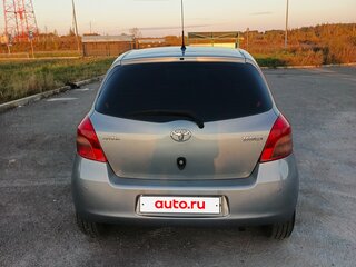 2008 Toyota Yaris Multimode II, серый, 570000 рублей, вид 4