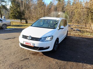 2014 Volkswagen Sharan II, белый, 1350000 рублей, вид 1
