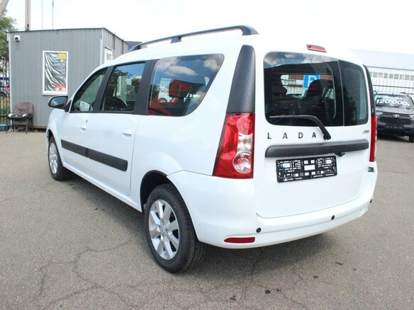 2026 Lada (ВАЗ) Largus I Рестайлинг, белый, 1842000 рублей - вид 3