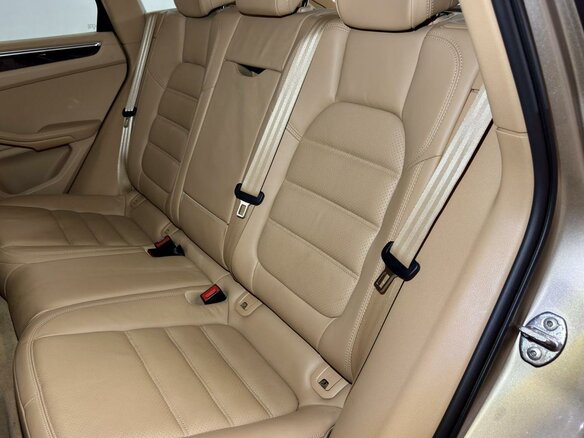 2014 Porsche Macan Turbo I, коричневый, 3750000 рублей - вид 21