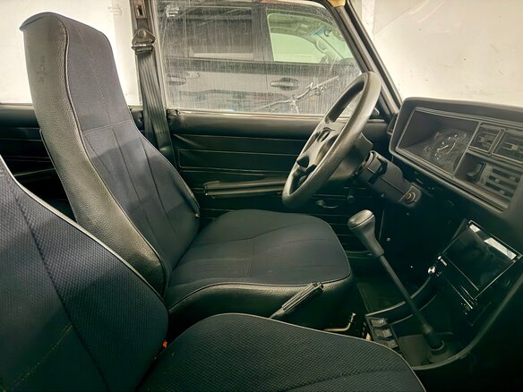 1998 Lada (ВАЗ) 2104 5-speed, белый, 280000 рублей - вид 10