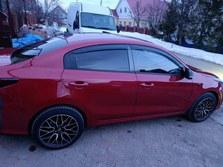 2017 Kia Rio IV, красный, 1550000 рублей, вид 2