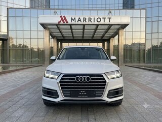 2019 Audi Q7 II (4M), белый, 4750000 рублей, вид 3