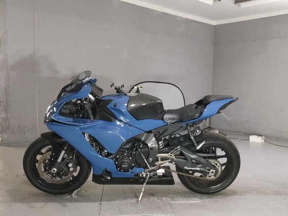 2021 Yamaha YZF-R1, голубой, 1613000 рублей - вид 1