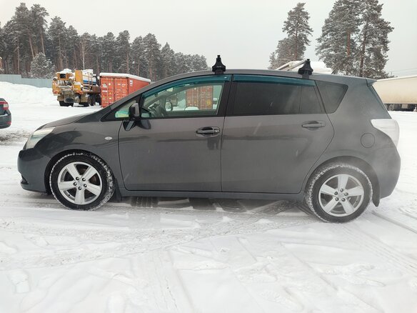 2009 Toyota Verso I, серый, 850000 рублей - вид 6