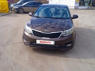 2016 Kia Rio III Рестайлинг, коричневый, 650000 рублей, вид 1