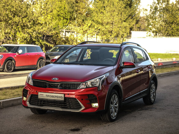 2021 Kia Rio X IV Рестайлинг, красный - вид 4