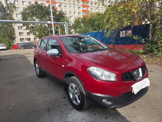 2011 Nissan Qashqai I Рестайлинг, красный, 1050000 рублей, вид 2