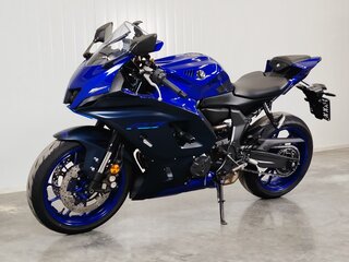 2022 Yamaha YZF-R7, синий, 799000 рублей, вид 4
