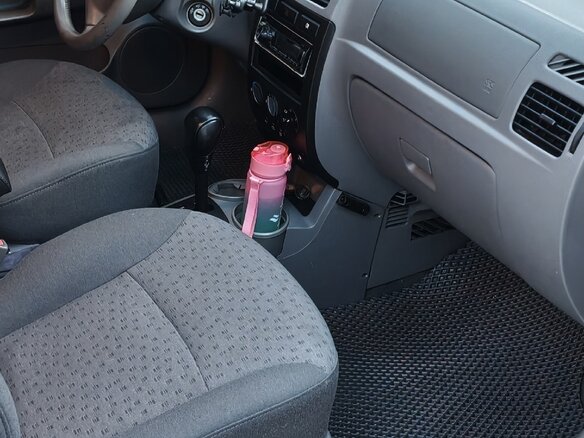 2004 Kia Rio I Рестайлинг, серебристый - вид 4
