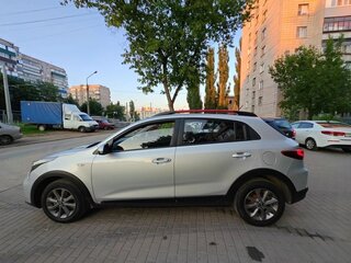 2021 Kia Rio X IV Рестайлинг, серый, 1425000 рублей, вид 4