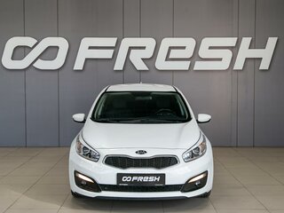 2017 Kia Ceed II Рестайлинг, белый, 1265000 рублей, вид 2