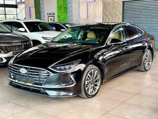 2022 Hyundai Sonata VIII (DN8), чёрный, 2900000 рублей, вид 1