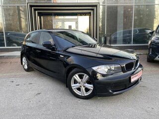2009 BMW 1 серии 116i I (E81/E82/E87/E88) Рестайлинг, чёрный, 939000 рублей, вид 3