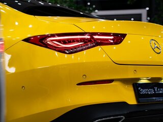2021 Mercedes-Benz CLA 220 d II (C118, X118), жёлтый, 3050000 рублей, вид 5