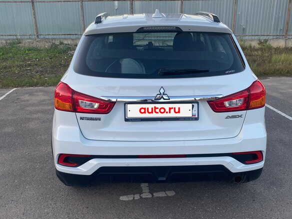 2018 Mitsubishi ASX I Рестайлинг 2, белый, 1350000 рублей - вид 2