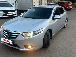 2011 Honda Accord VIII Рестайлинг, серебристый, 1330000 рублей, вид 1
