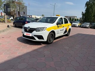 2018 Renault Logan II Рестайлинг, белый, 470000 рублей, вид 2