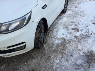 2015 Kia Rio III Рестайлинг, белый, 530000 рублей, вид 1