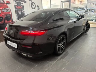 2019 Mercedes-Benz E-Класс 200 V (W213, S213, C238), чёрный, 4000000 рублей, вид 2