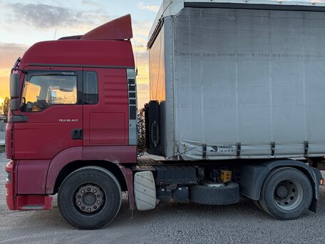 2004 MAN TGA, красный, 1450000 рублей, вид 5