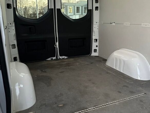 2019 Mercedes-Benz Sprinter, белый, 4350000 рублей - вид 4