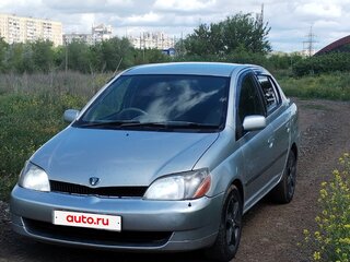 2000 Toyota Platz, серебристый, 220000 рублей, вид 2