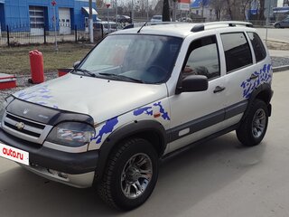 2003 Chevrolet Niva I, серебристый, 230000 рублей, вид 1
