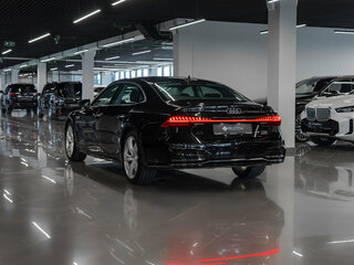 2023 Audi A7 L 45 TFSI II (4K), чёрный, 5800000 рублей, вид 5