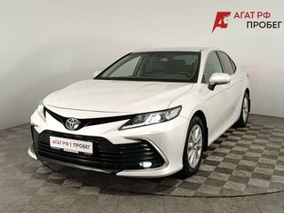 2022 Toyota Camry VIII (XV70) Рестайлинг, белый, 2620000 рублей, вид 3