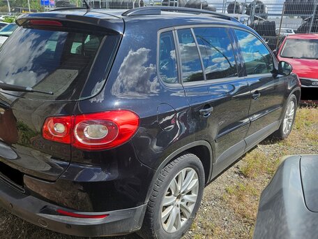 2009 Volkswagen Tiguan I, чёрный, 631000 рублей, вид 2