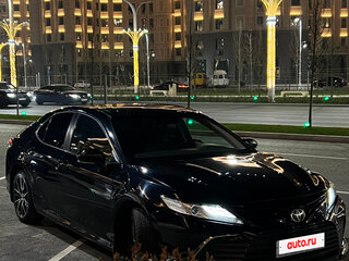 2019 Toyota Camry VIII (XV70), чёрный, 2100000 рублей, вид 2