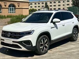 2022 Volkswagen Tayron I, белый, 1549999 рублей, вид 3