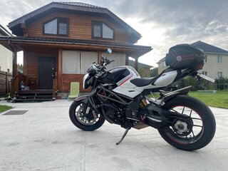 2010 MV Agusta Brutale 1090, белый, 670000 рублей, вид 2
