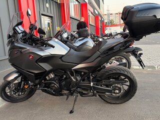 2023 Honda NT1100, серый, 1650000 рублей, вид 3
