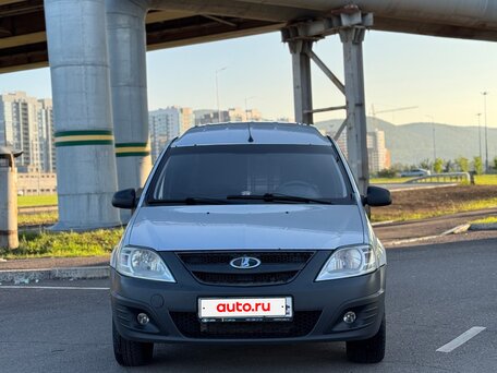 2017 Lada (ВАЗ) Largus I, серебристый, 570000 рублей, вид 2