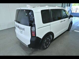2025 Honda Freed Crosstar III, белый, 1800000 рублей, вид 4