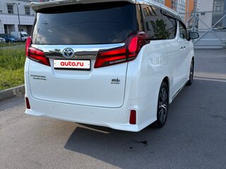 2019 Toyota Alphard III Рестайлинг, белый, 4750000 рублей, вид 5